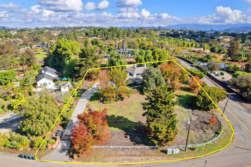 1474 Via Encinos Drive, Fallbrook, California 92028 home-pic-45