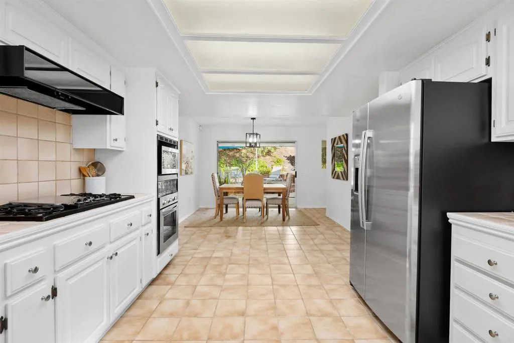 1474 Via Encinos Drive, Fallbrook, California 92028 home-pic-7