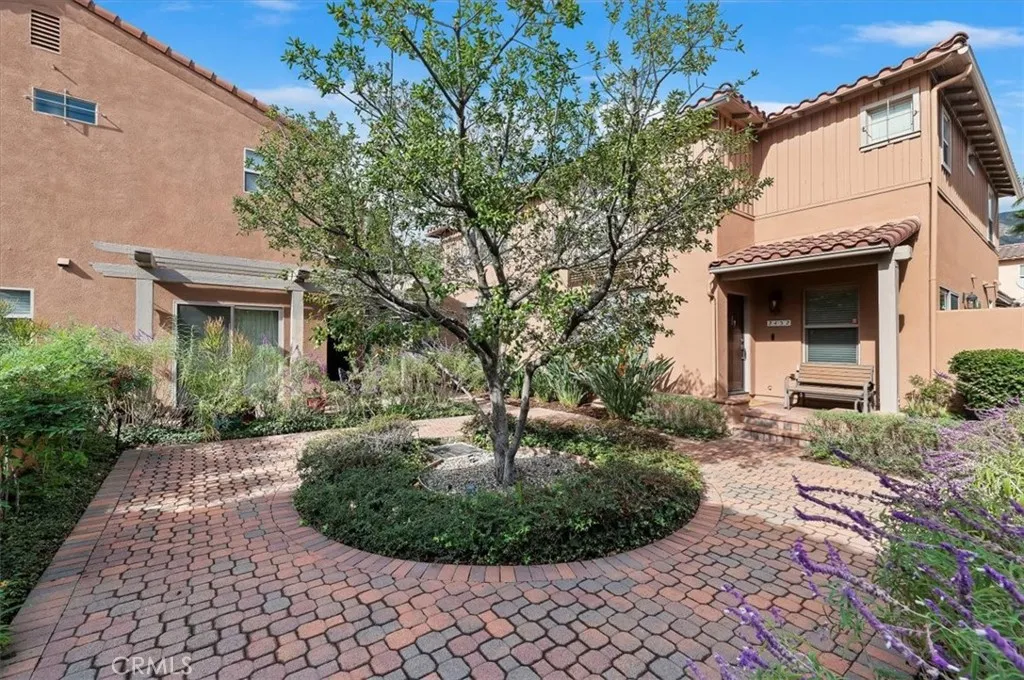 2454 Crossroads Court, Duarte, California 91010 home-pic-4