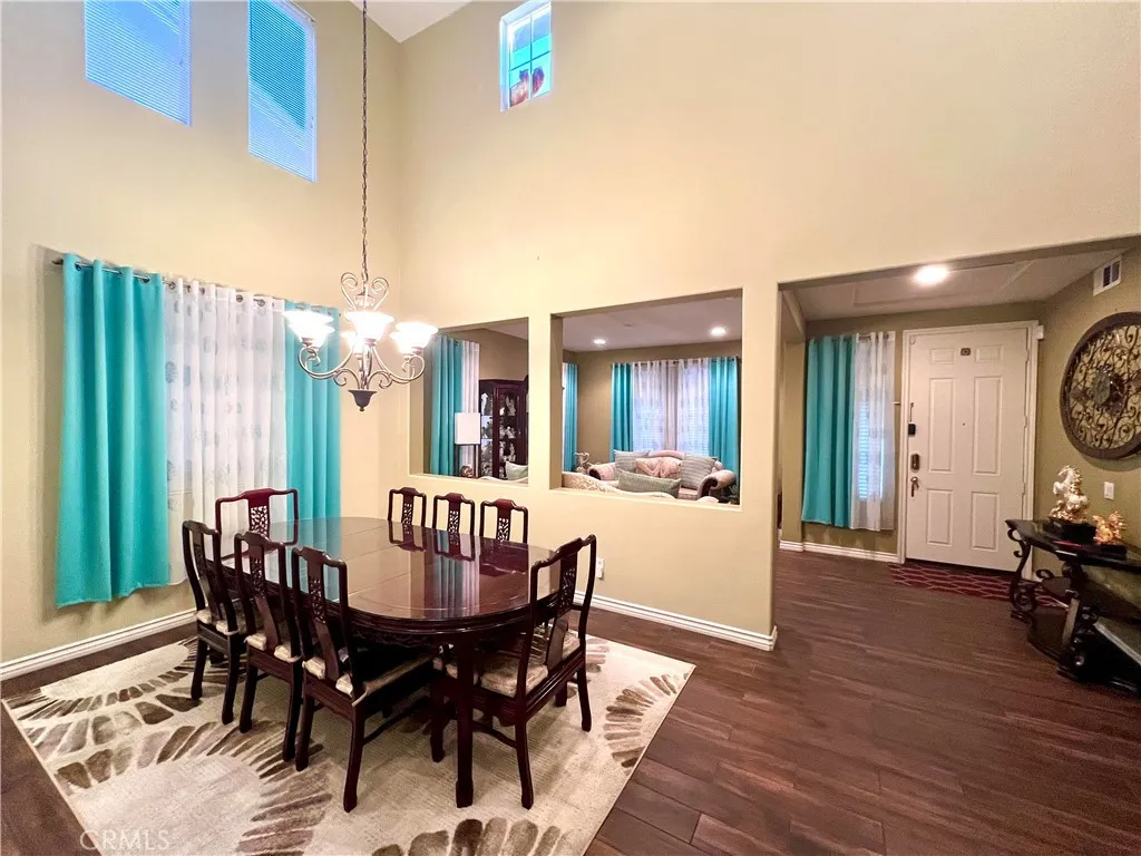 29754 Maxmillian, Murrieta, California 92563 home-pic-3