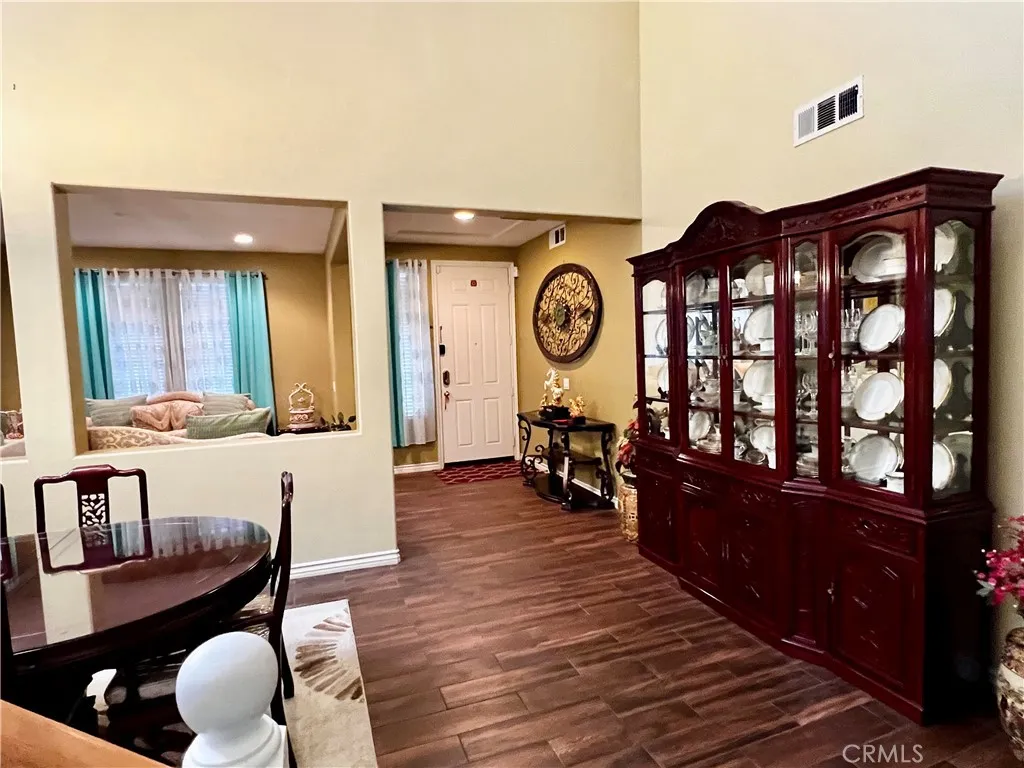 29754 Maxmillian, Murrieta, California 92563 home-pic-6