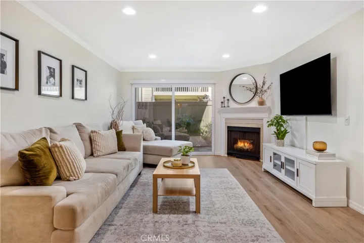 23482 Cambridge 294, Yorba Linda, California 92887