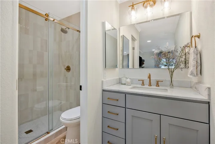 23482 Cambridge 294, Yorba Linda, California 92887