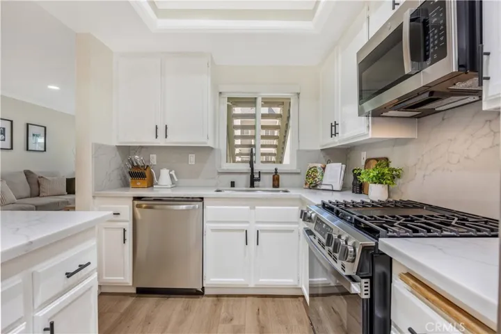 23482 Cambridge 294, Yorba Linda, California 92887