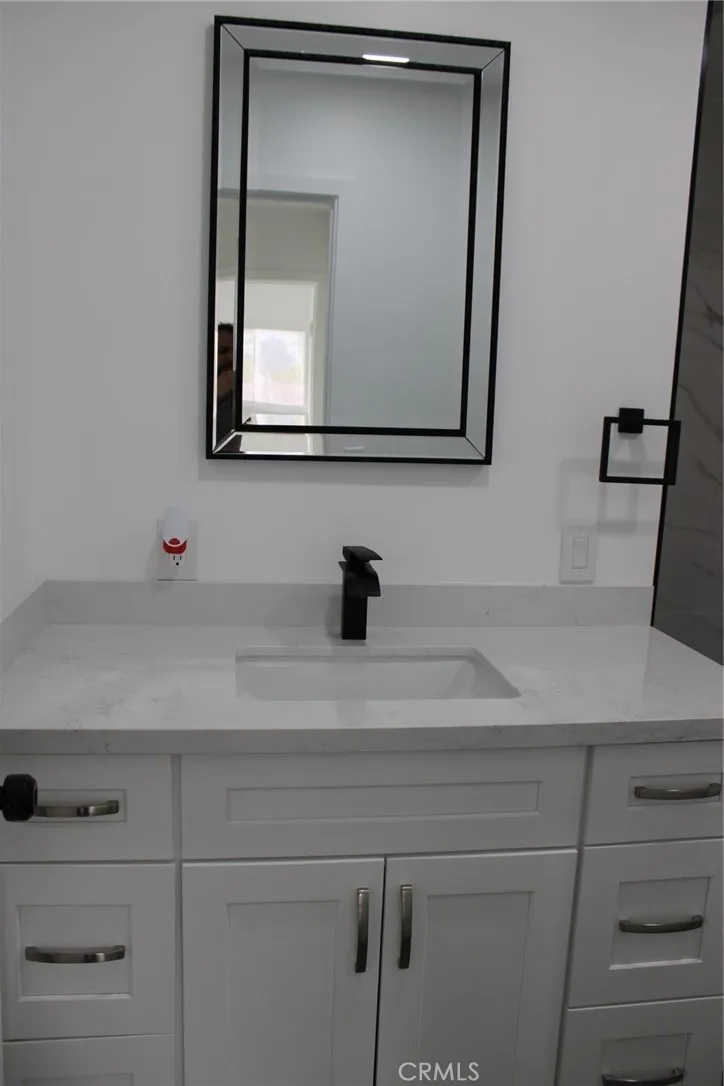 53130 Avenida Mendoza, La Quinta, California 92253 home-pic-8