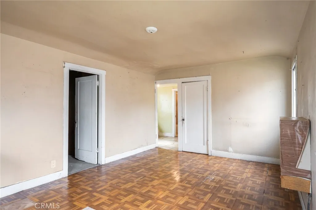21103 Shearer Avenue, Carson, California 90745 home-pic-8