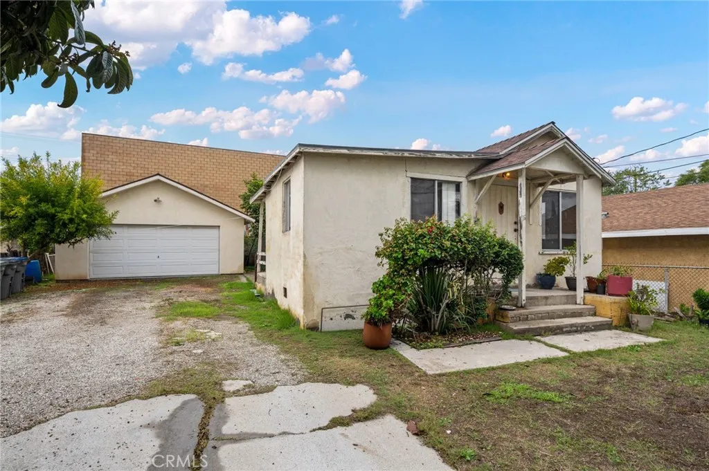 21103 Shearer Avenue, Carson, California 90745 home-pic-2