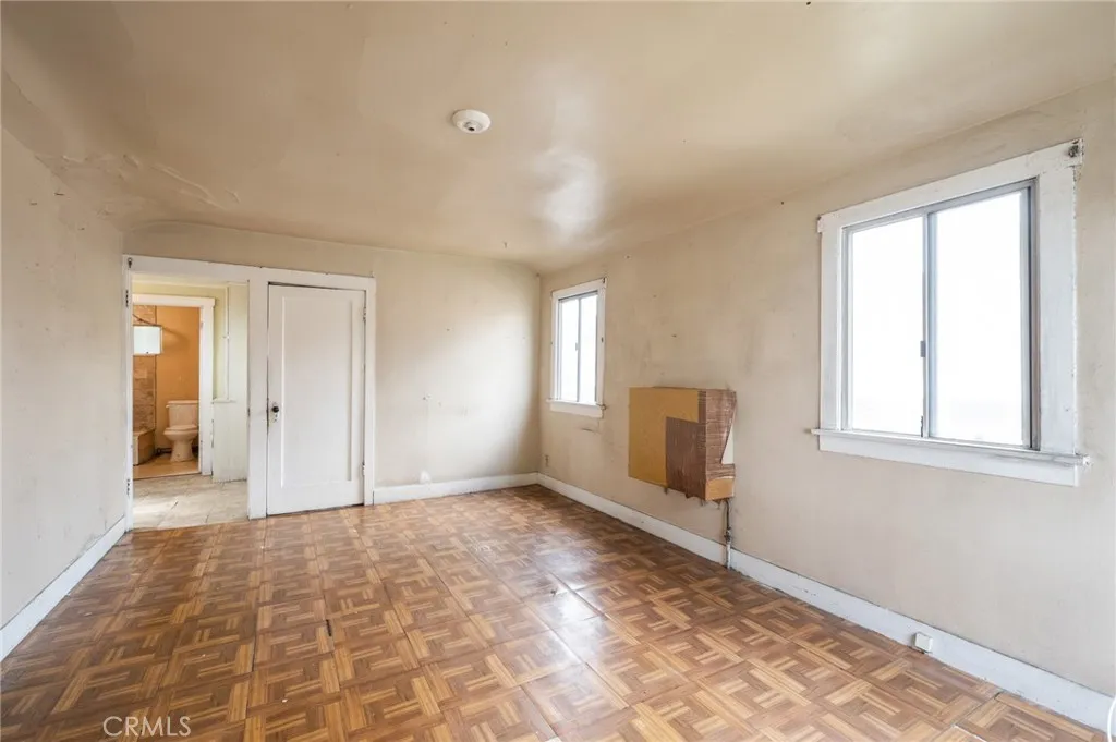21103 Shearer Avenue, Carson, California 90745 home-pic-7