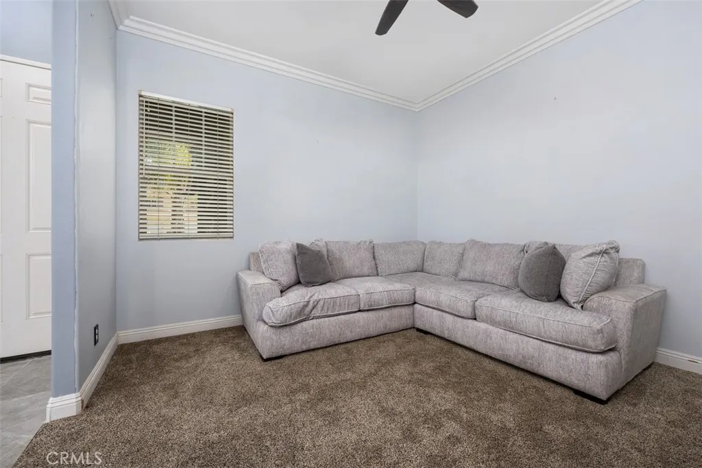 185 Alabaster, Perris, California 92570 home-pic-5