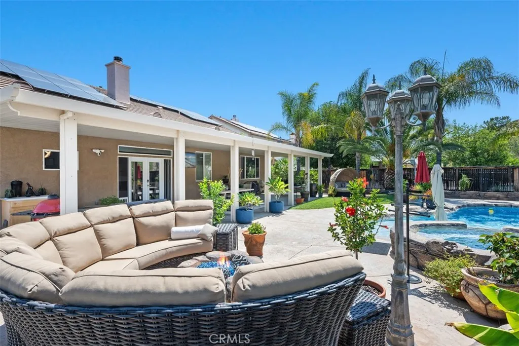 185 Alabaster, Perris, California 92570 home-pic-25