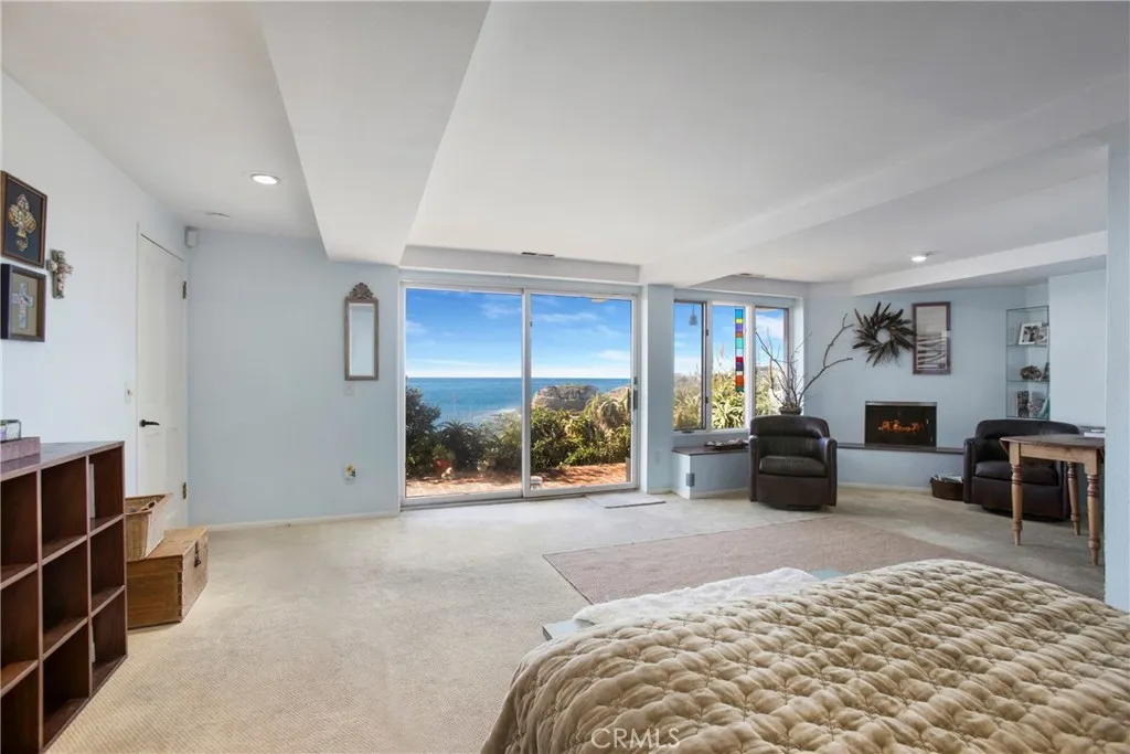 98 S La Senda Dr, Laguna Beach, California 92651 home-pic-20