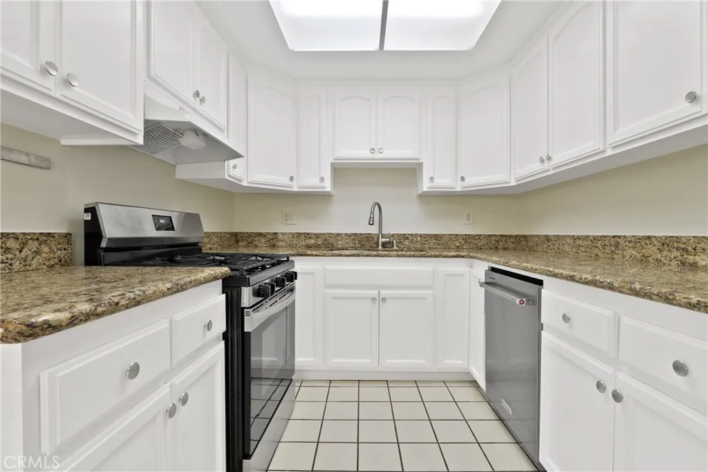 4332 Naranja A, Chino, California 91710 home-pic-12