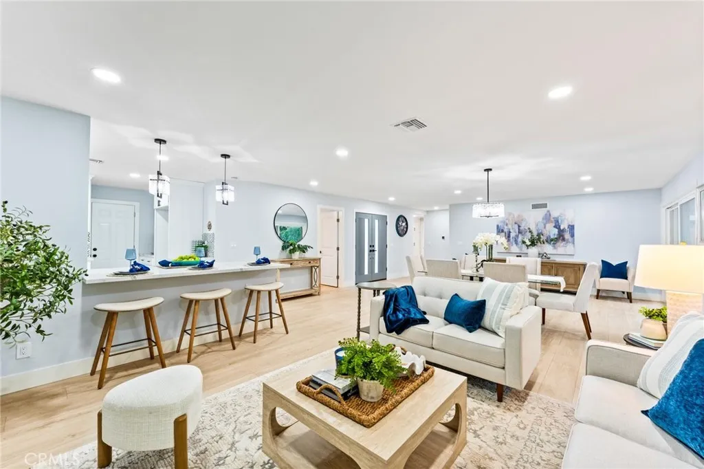 1201 E Fairway, Orange, California 92866 home-pic-8