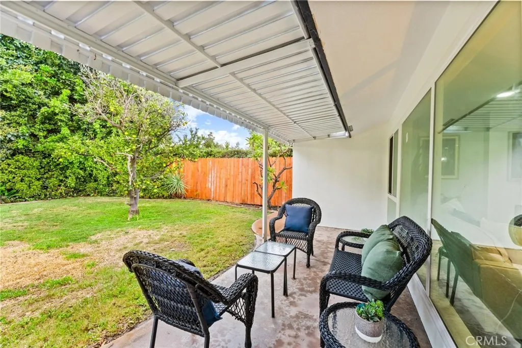 1201 E Fairway, Orange, California 92866 home-pic-25