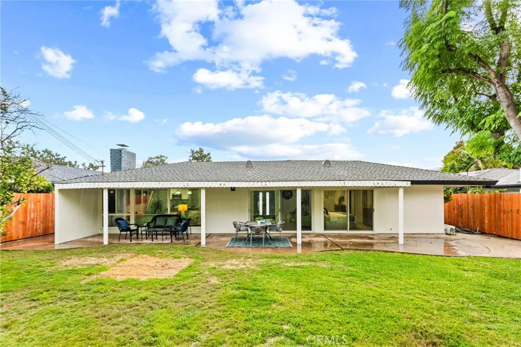1201 E Fairway, Orange, California 92866 home-pic-28