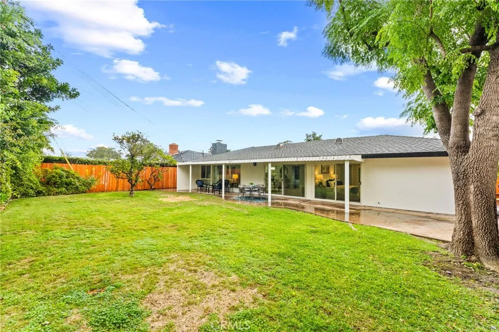 1201 E Fairway, Orange, California 92866 home-pic-27