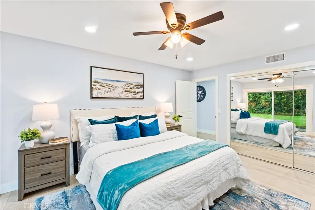 1201 E Fairway, Orange, California 92866 home-pic-18
