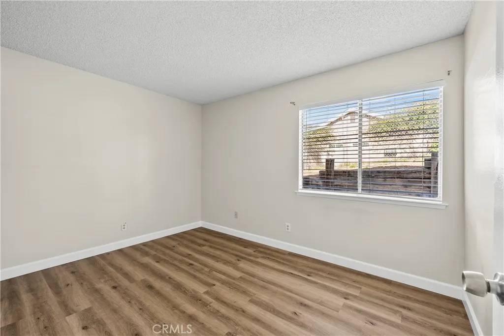 30008 Abelia, Canyon Country, California 91387 home-pic-17