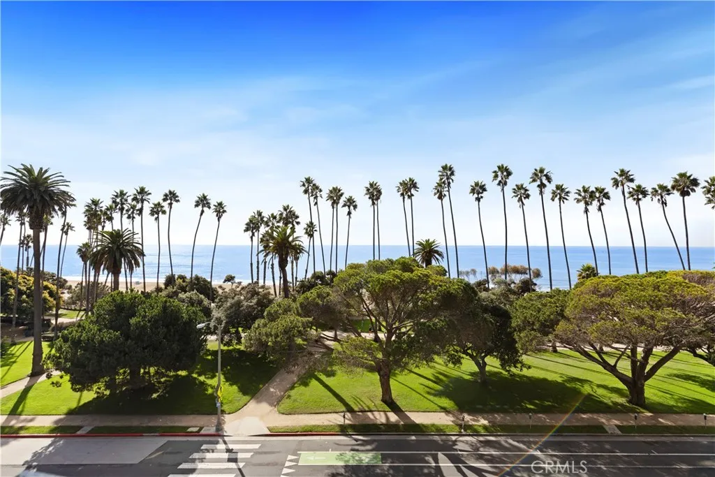535 Ocean, Santa Monica, California 90402 home-pic-6