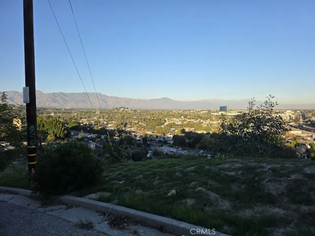 2818 N Adkins Avenue, El Sereno, California 90032
