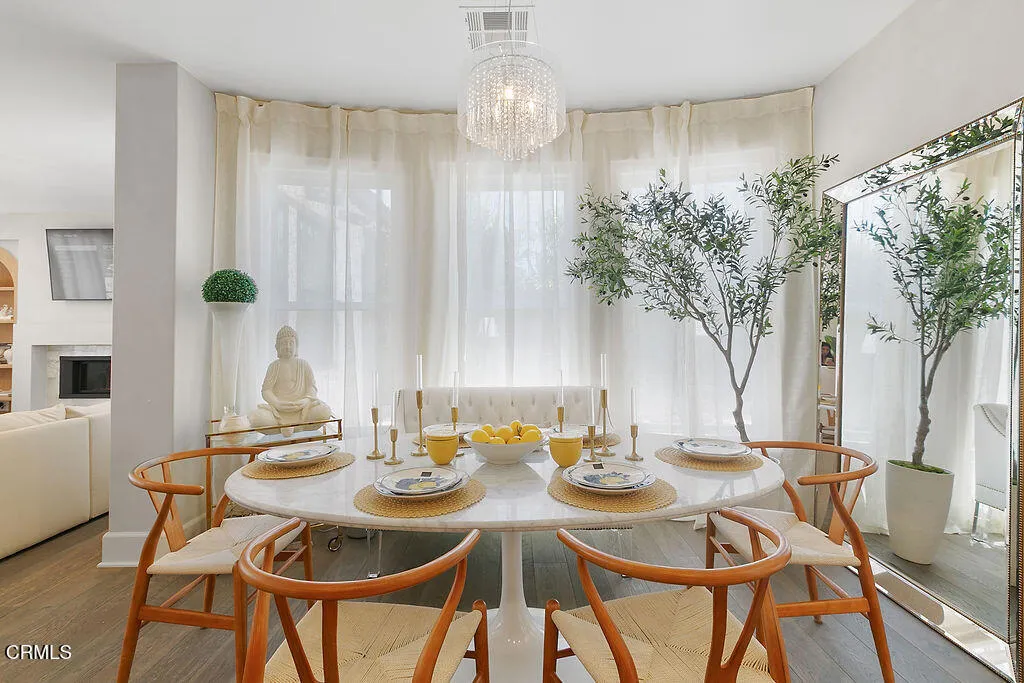 2417 E Hillcrest Drive, Thousand Oaks, California 91362 home-pic-31