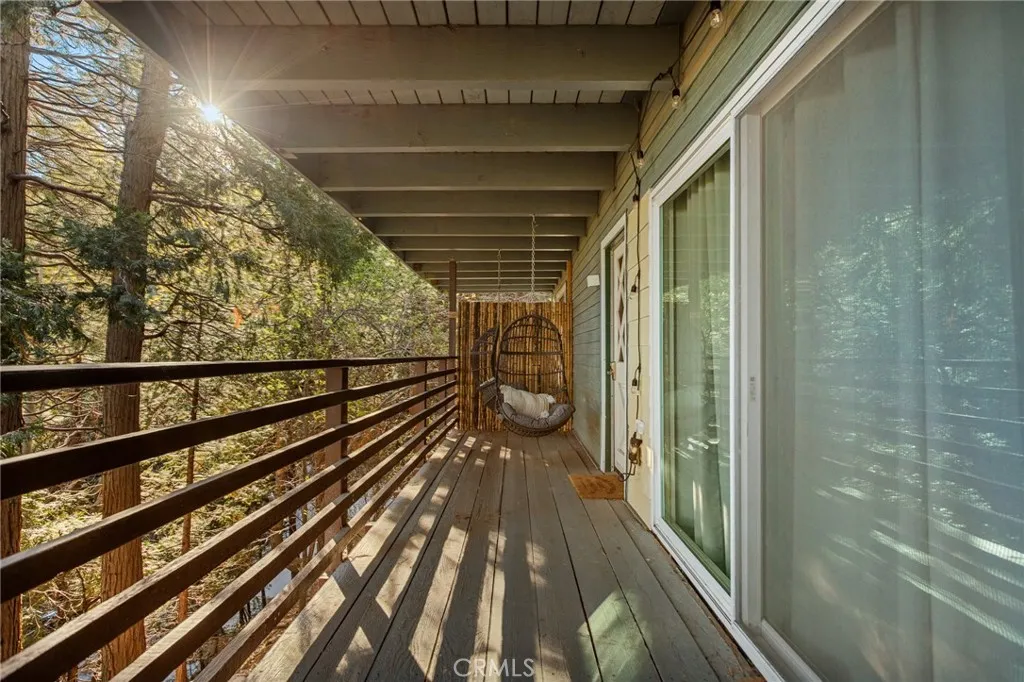 999 Mercury Way, Crestline, California 92325 home-pic-24