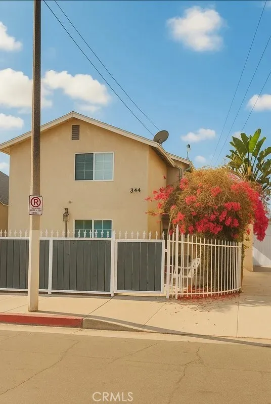 342 W 56th, Los Angeles, California 90037 home-pic-1
