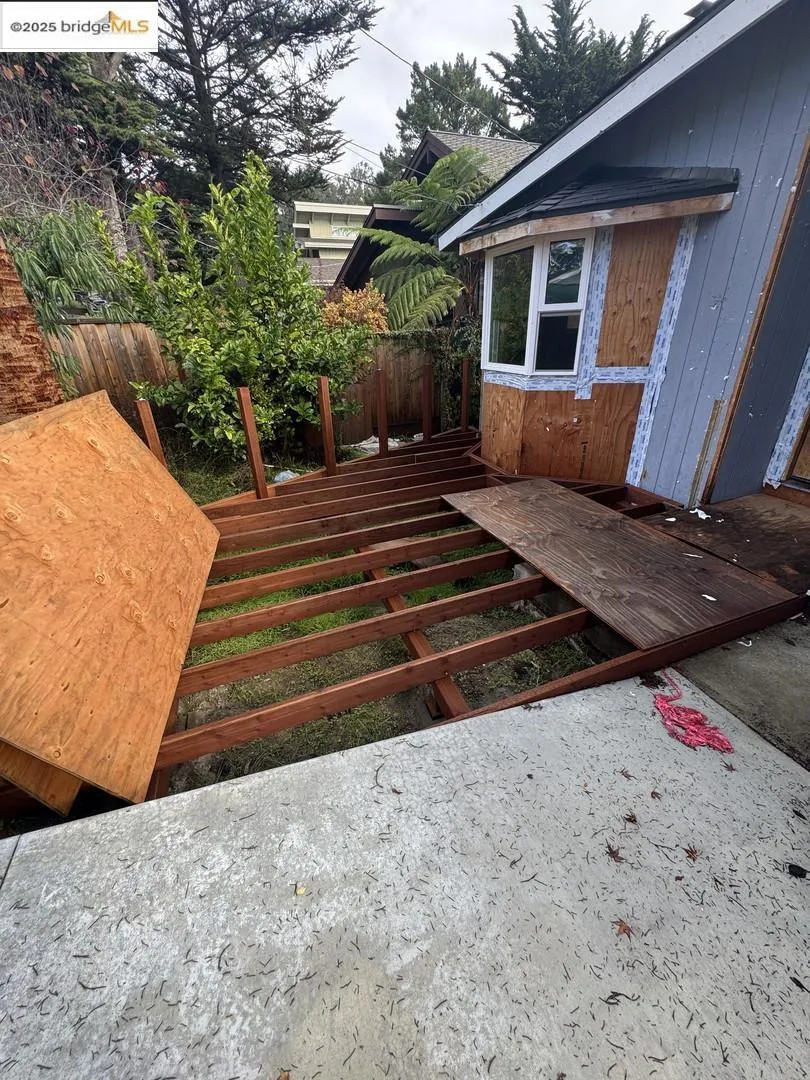 322 Arthur Ave, Aptos, California 95003 home-pic-1