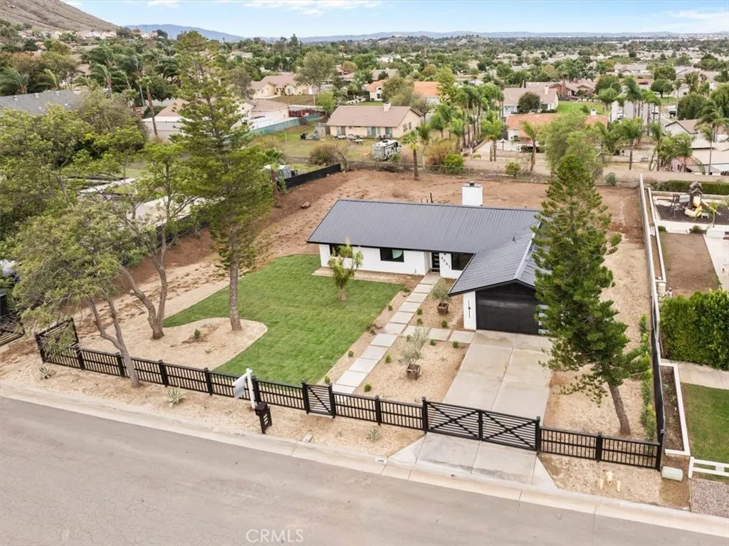 4861 Brookhill, Jurupa Valley, California 92509 home-pic-33