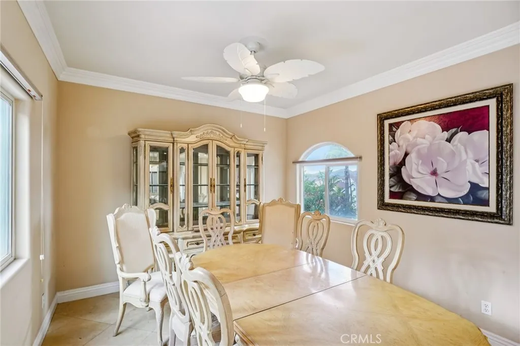 30571 Longhorn Drive, Canyon Lake, California 92587 home-pic-8