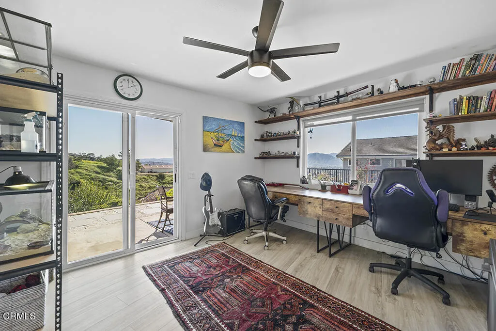 542 San Clemente Way, Camarillo, California 93010 home-pic-26