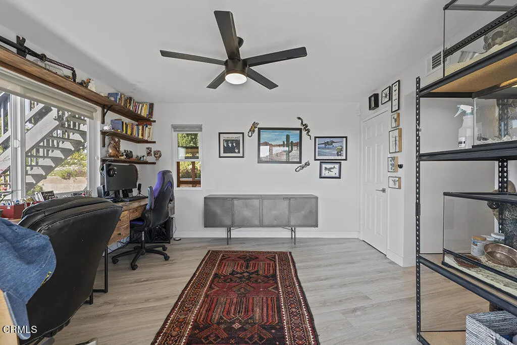 542 San Clemente Way, Camarillo, California 93010 home-pic-28