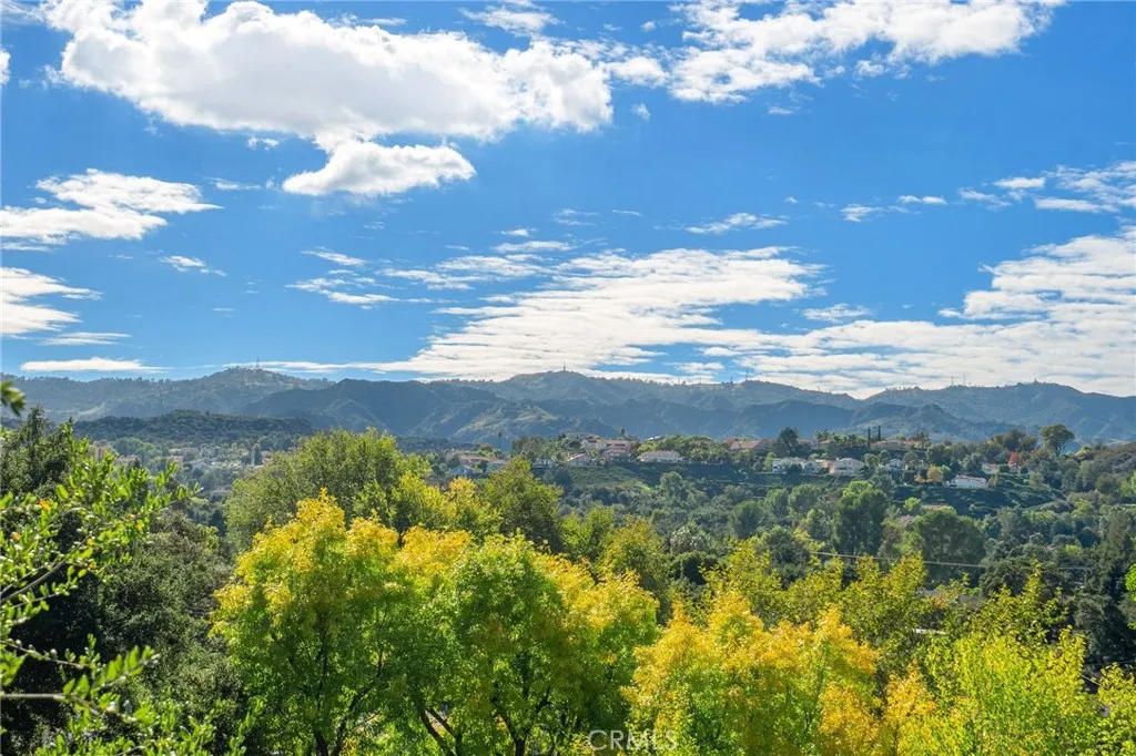 23229 8th Street, Newhall, California 91321 home-pic-14