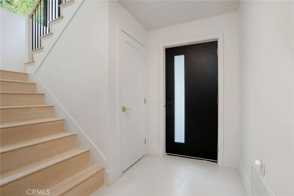 23229 8th Street, Newhall, California 91321 home-pic-15