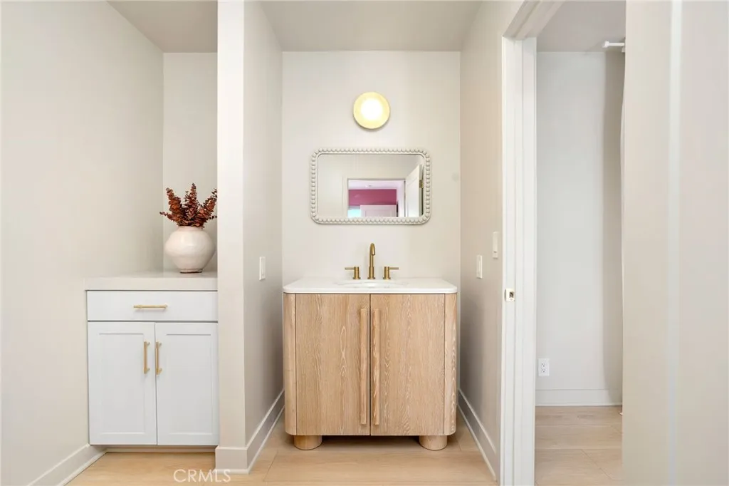 23229 8th Street, Newhall, California 91321 home-pic-48