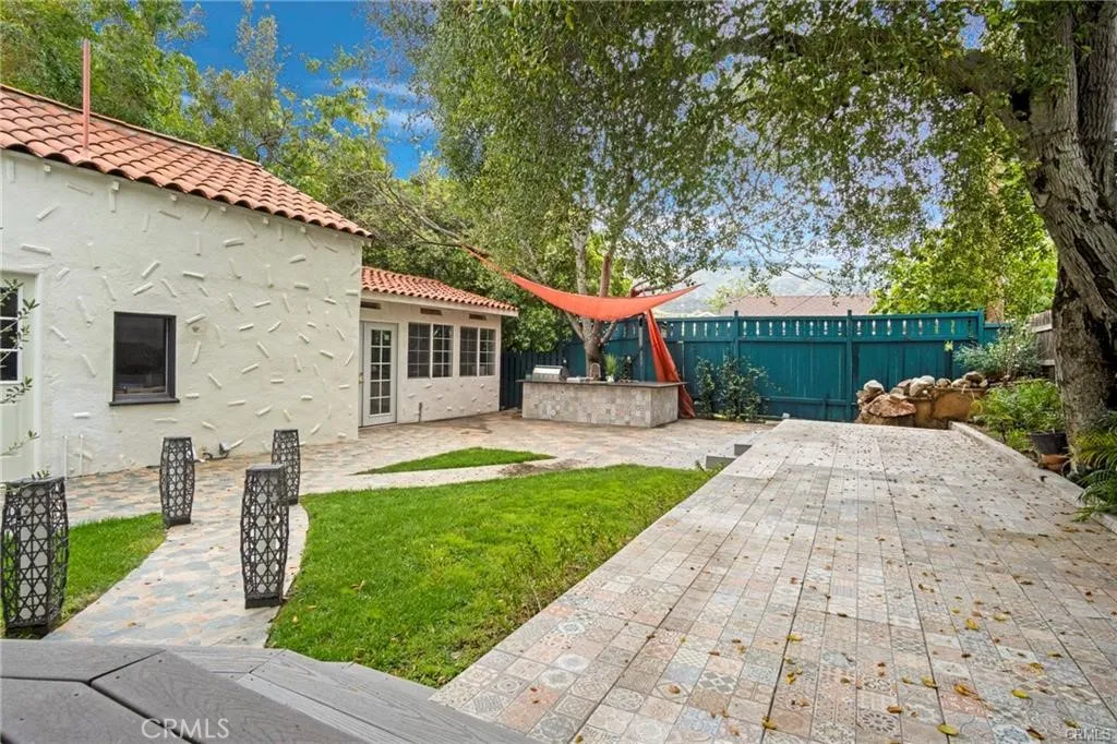 3629 Sierra Vista, Glendale, California 91208 home-pic-8