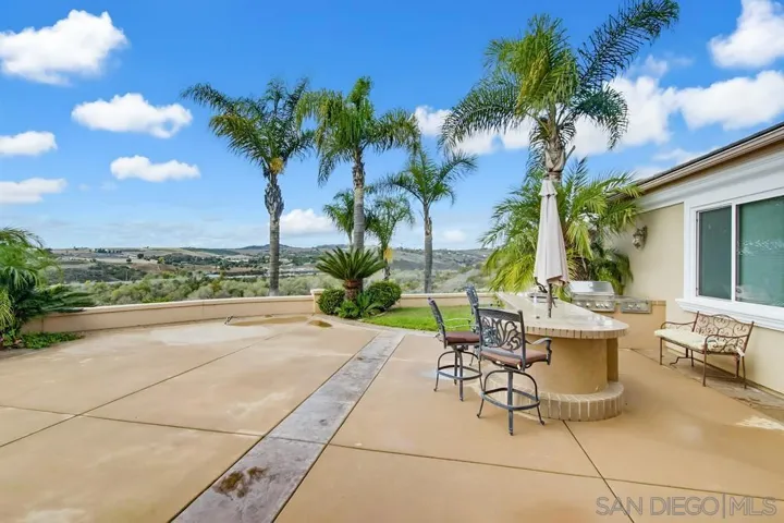 30270 Montrachet St, Bonsall, California 92003