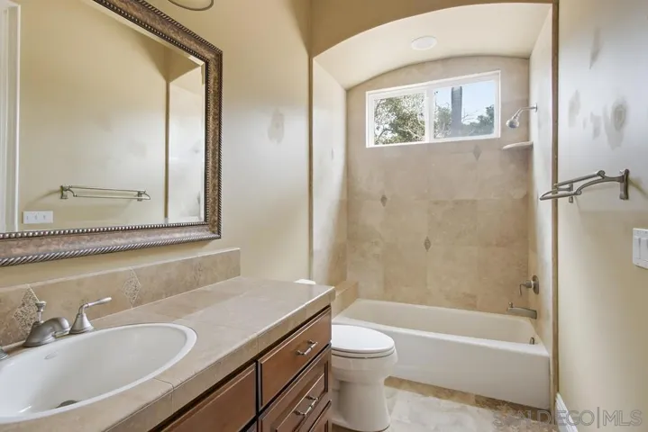 30270 Montrachet St, Bonsall, California 92003