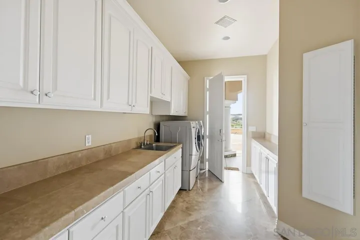 30270 Montrachet St, Bonsall, California 92003