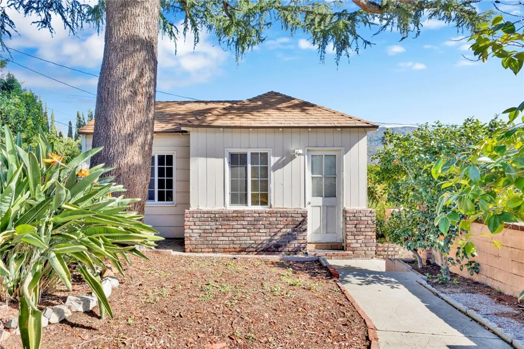 1605 Santa Rosa, Glendale, California 91208 home-pic-20