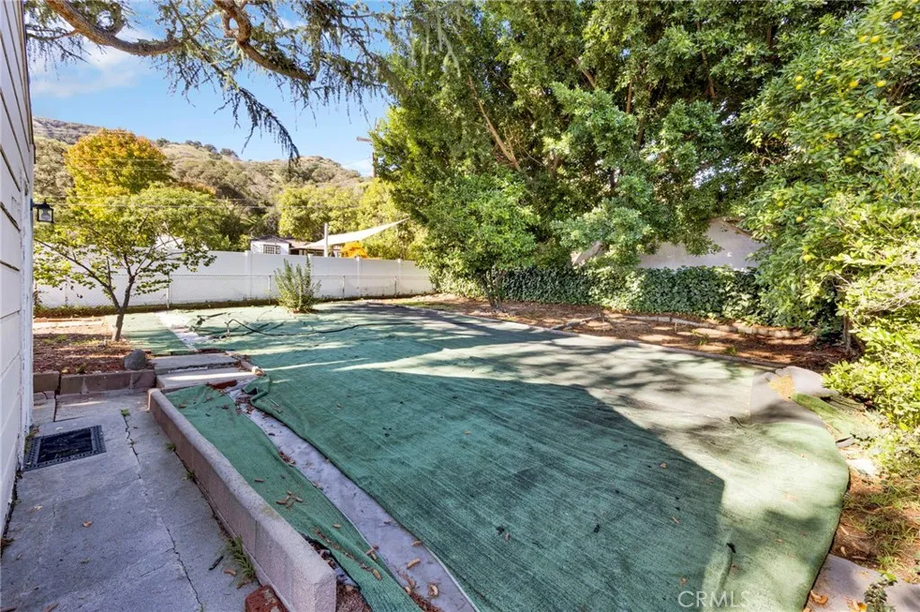 1605 Santa Rosa, Glendale, California 91208 home-pic-24