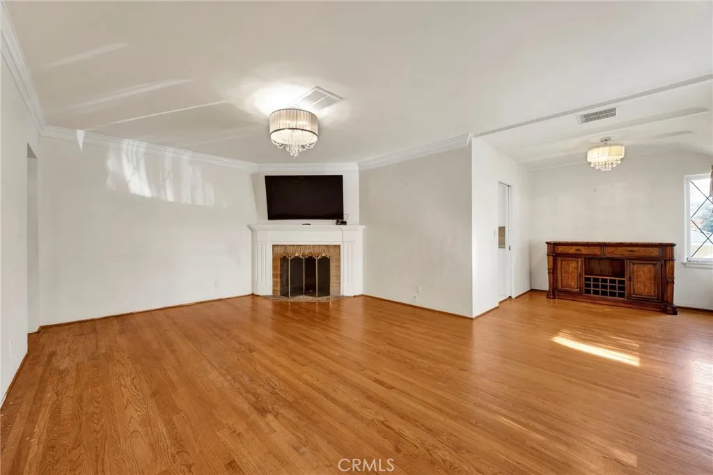 1605 Santa Rosa, Glendale, California 91208 home-pic-3