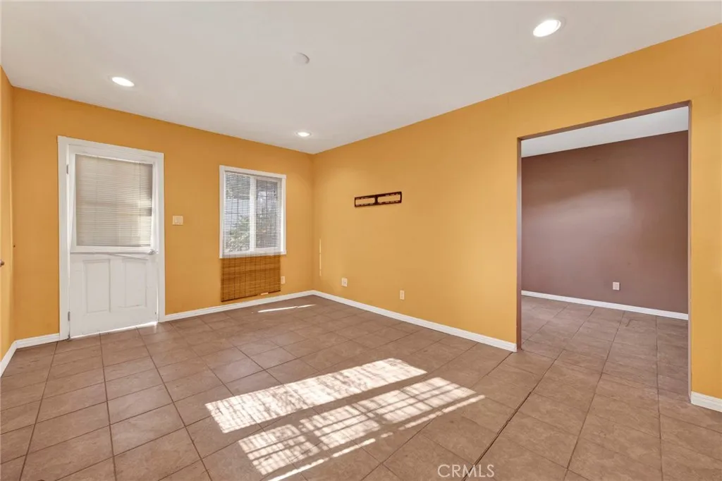 1605 Santa Rosa, Glendale, California 91208 home-pic-22