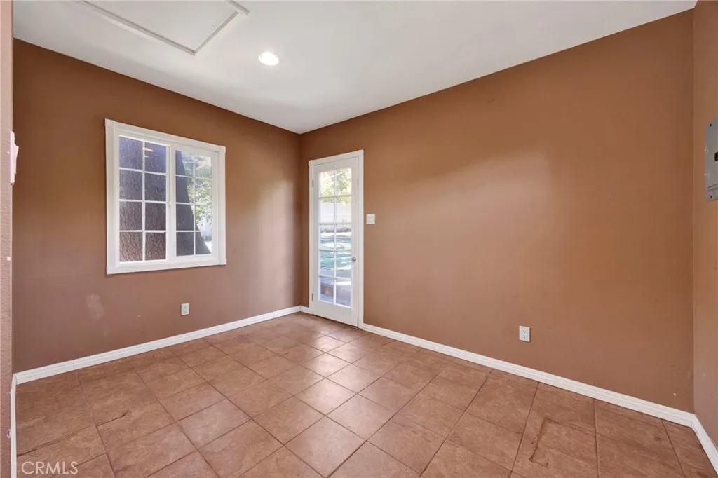 1605 Santa Rosa, Glendale, California 91208 home-pic-23