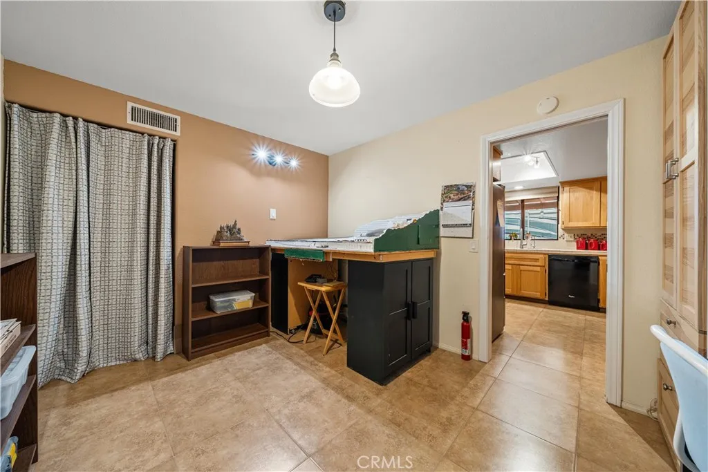 68077 Marina Road, Cathedral City, California 92234 home-pic-11
