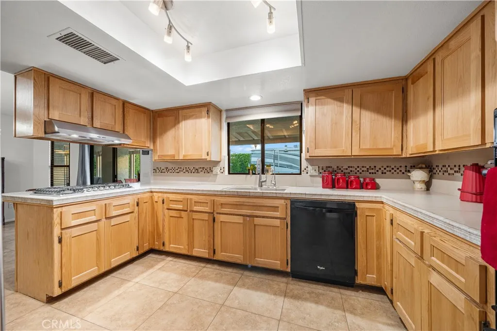 68077 Marina Road, Cathedral City, California 92234 home-pic-9