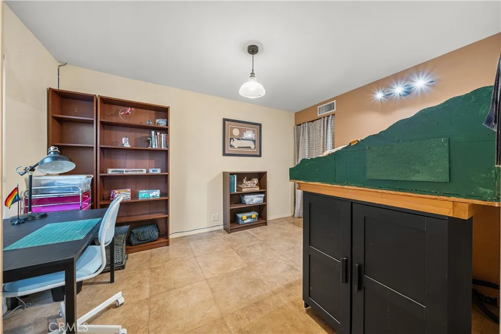 68077 Marina Road, Cathedral City, California 92234 home-pic-12