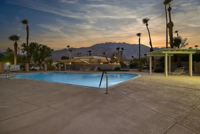 1436 Sunflower S, Palm Springs, California 92262 home-pic-1
