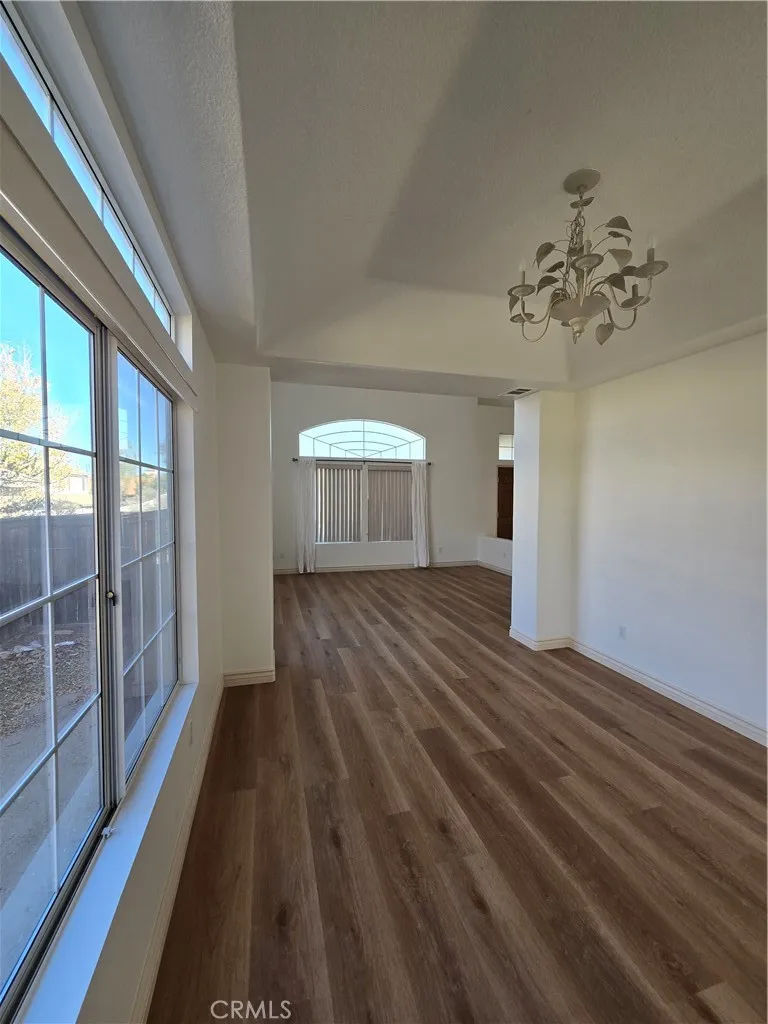 12334 Navajo, Victorville, California 92392 home-pic-7