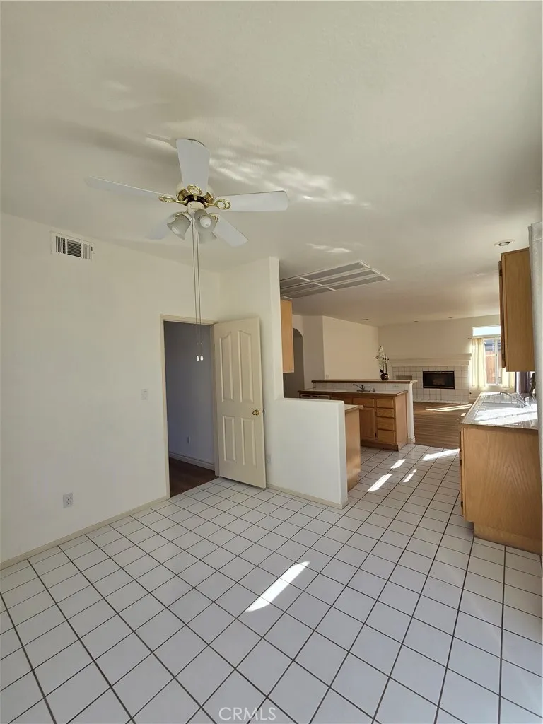 12334 Navajo, Victorville, California 92392 home-pic-13